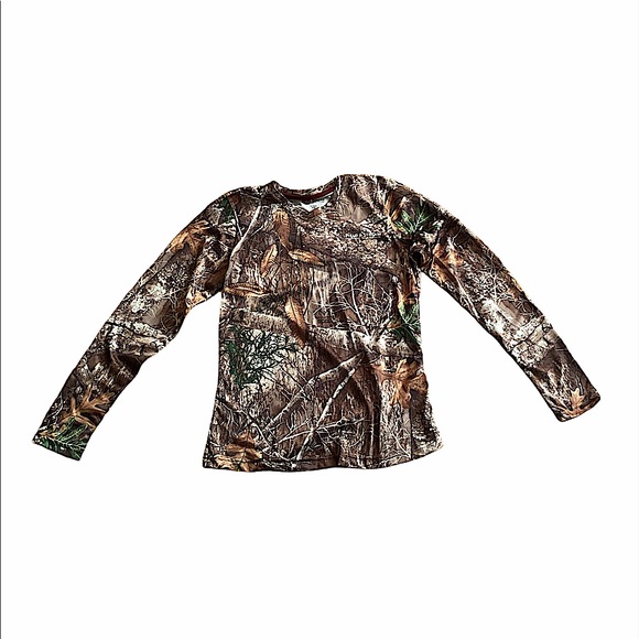 NWT Field & Stream women’s performance Realtree patterned long sleeve tee - Picture 2 of 8